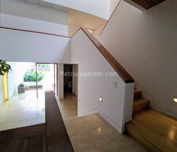Casa de 4 alcobas en venta en Normandia, Cali, 402 m² · foto 12 de 20