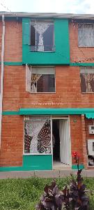 Casa de 3 alcobas en venta en Fontibon, Bogotá, 53 m² · foto 2 de 14