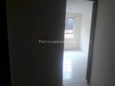 Casa de 5 alcobas en venta en Dindalito Kennedy, Bogotá, 288 m² · foto 6 de 20