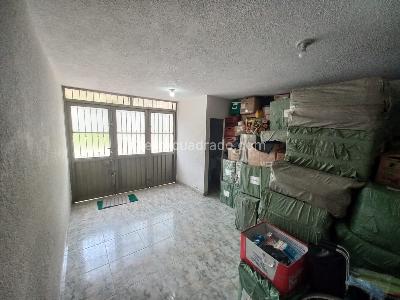 Casa en venta en Villa Alsacia, Bogotá · foto 2 de 20