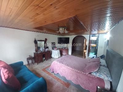 Casa en venta en Villa Alsacia, Bogotá · foto 9 de 20