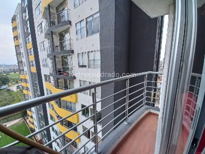 Apartamento en venta en Castilla, Bogotá · foto 9 de 20