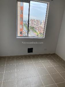 Apartamento de 3 alcobas en venta en Ismael Perdomo, Bogotá, 63 m² · foto 10 de 13