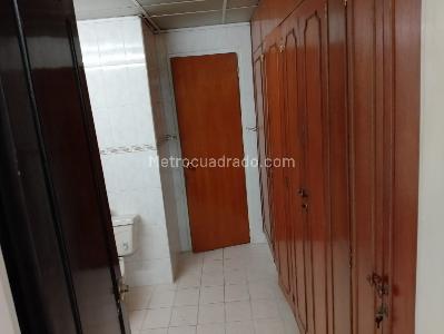 Casa de 5 alcobas en venta en Tequendama, Cali, 392 m² · foto 12 de 20