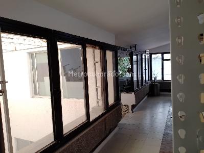 Casa de 5 alcobas en venta en Tequendama, Cali, 392 m² · foto 19 de 20
