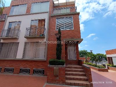 Casa de 4 alcobas en venta en Valle Del Lili, Cali, 158 m² · foto 2 de 20