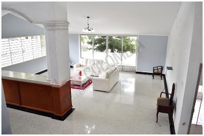 Casa de 4 alcobas en venta en Ciudad Jardin, Barranquilla, 760 m² · foto 2 de 20