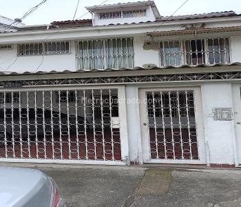 Casa de 5 alcobas en venta en Santa Anita, Cali, 525 m² · foto 12 de 20