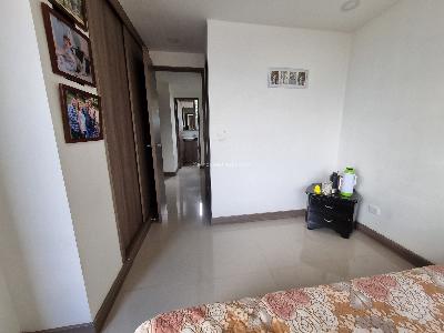 Apartamento de 4 alcobas en venta en Loma De San Julian, Medellín, 105 m² · foto 4 de 14