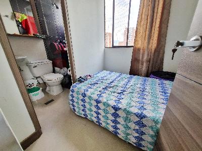 Apartamento de 4 alcobas en venta en Loma De San Julian, Medellín, 105 m² · foto 10 de 14