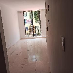 Apartamento de 3 alcobas en venta en Valle Grande, Cali, 46 m² · foto 2 de 9