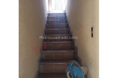 Casa de 5 alcobas en venta en La Floresta, Cali, 243 m² · foto 4 de 17
