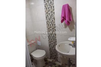 Apartamento en venta en Alcazares, Cali · foto 4 de 17