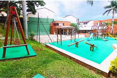 Apartamento de 3 alcobas en venta en Guadalupe, Cali, 128 m² · foto 15 de 17