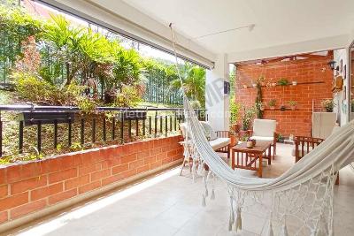 Apartamento de 3 alcobas en venta en Guadalupe, Cali, 128 m² · foto 2 de 17