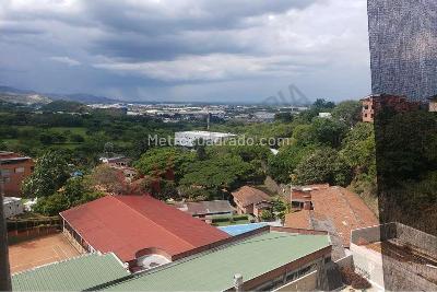 Apartamento de 3 alcobas en venta en Agosto, Cali, 87 m² · foto 14 de 19