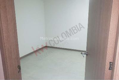 Apartamento de 3 alcobas en venta en Agosto, Cali, 87 m² · foto 5 de 19