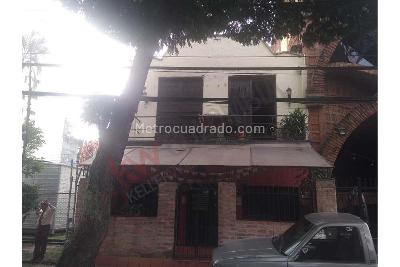 Casa de 5 alcobas en venta en San Vicente, Cali, 350 m² · foto 2 de 10