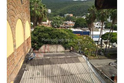 Casa de 5 alcobas en venta en San Vicente, Cali, 350 m² · foto 3 de 10