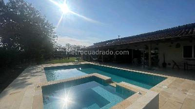 Casa de 4 alcobas en venta en Rozo, Palmira, 392 m² · foto 3 de 20