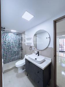 Apartamento de 4 alcobas en venta en La Flora, Cali, 206 m² · foto 11 de 20