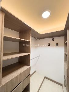 Apartamento de 4 alcobas en venta en La Flora, Cali, 206 m² · foto 16 de 20