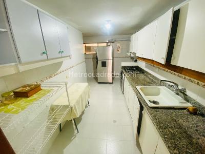 Apartamento en venta en Ciudad Jardin, Cali · foto 12 de 16
