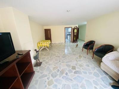 Apartamento en venta en Ciudad Jardin, Cali · foto 2 de 16