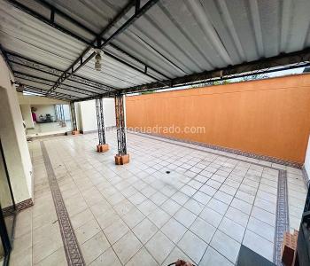 Apartamento en venta en Ciudad Jardin, Cali · foto 3 de 16