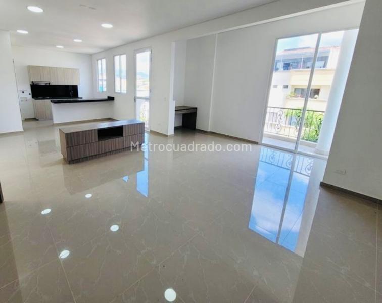 Edificio de Oficinas en Venta, Ingenio, Cali - Más