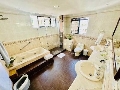 Apartamento de 4 alcobas en venta en Normandia, Cali, 300 m² · foto 16 de 20