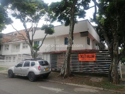 Casa de 3 alcobas en venta en Panamericano, Cali, 260 m² · foto 2 de 3