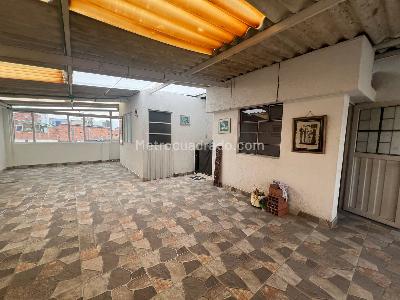 Casa en venta en Ciudad Kennedy Central, Bogotá · foto 6 de 15