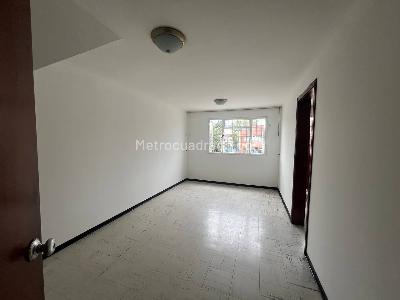 Casa en venta en Ciudad Kennedy Central, Bogotá · foto 8 de 15