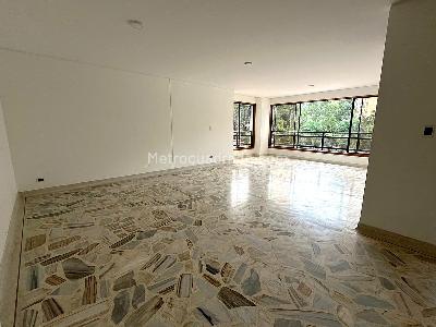 Apartamento de 3 alcobas en venta en Santa Teresita, Cali, 217 m² · foto 4 de 16