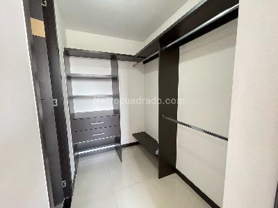 Apartamento de 3 alcobas en venta en Ciudad Jardin, Cali, 80 m² · foto 13 de 20