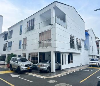 Casa de 5 alcobas en venta en Camino Real, Cali, 350 m² · foto 1 de 19