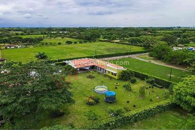 Casa de 3 alcobas en venta en Rozo, Palmira, 280 m² · foto 17 de 18