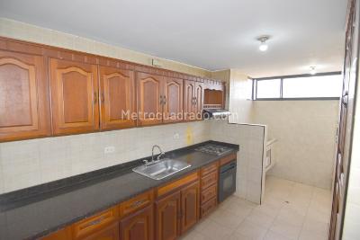 Apartamento de 3 alcobas en venta en Prados Del Norte, Cali, 113 m² · foto 7 de 15