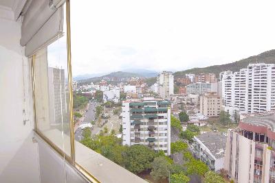 Apartamento en venta en Granada, Cali · foto 5 de 20