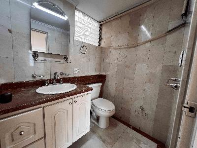 Apartamento en venta en Granada, Cali · foto 12 de 20