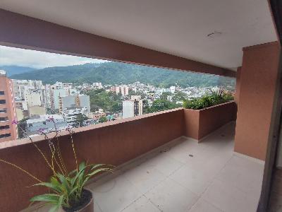 Apartamento de 5 alcobas en venta en Centro, Ibagué, 199 m² · foto 2 de 10