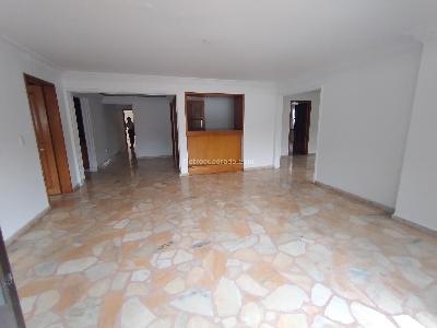 Apartamento de 5 alcobas en venta en Centro, Ibagué, 199 m² · foto 6 de 10
