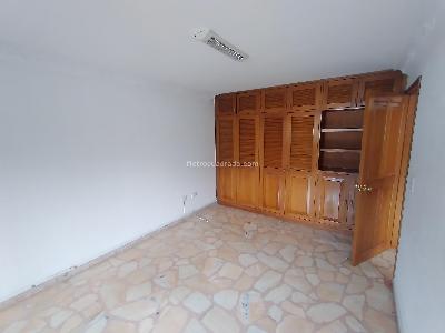 Apartamento de 5 alcobas en venta en Centro, Ibagué, 199 m² · foto 10 de 10