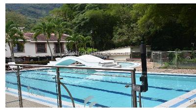 Casa de 5 alcobas en venta en Viña De Calambeo, Ibagué, 330 m² · foto 4 de 12