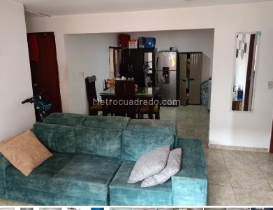Casa de 5 alcobas en venta en El Guabal, Cali, 398 m² · foto 17 de 20