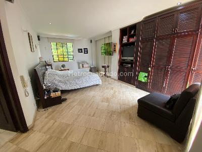 Apartamento de 3 alcobas en venta en Juanambu, Cali, 240 m² · foto 17 de 20