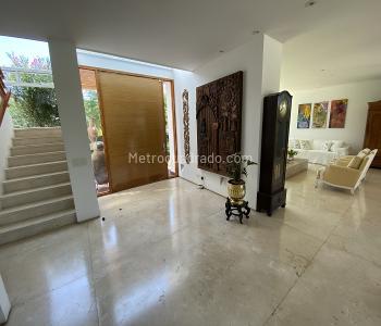 Casa de 5 alcobas en venta en Ciudad Jardin, Cali, 481 m² · foto 6 de 20