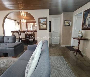 Apartamento de 3 alcobas en venta en Santa Barbara Central Usaquen, Bogotá, 122 m² · foto 2 de 13