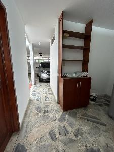 Casa de 4 alcobas en venta en Ciudad Jardin, Cali, 238 m² · foto 2 de 20